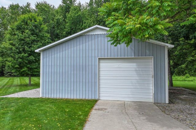 3084 Eugene Street, Burton, MI 48519