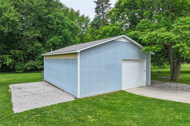 3084 Eugene Street, Burton, MI 48519