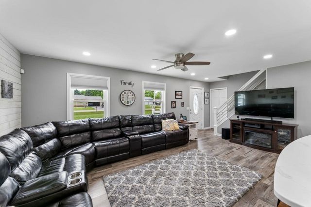 3084 Eugene Street, Burton, MI 48519