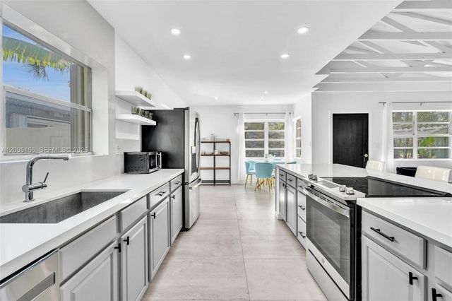 9264 Byron Ave, Surfside, FL 33154