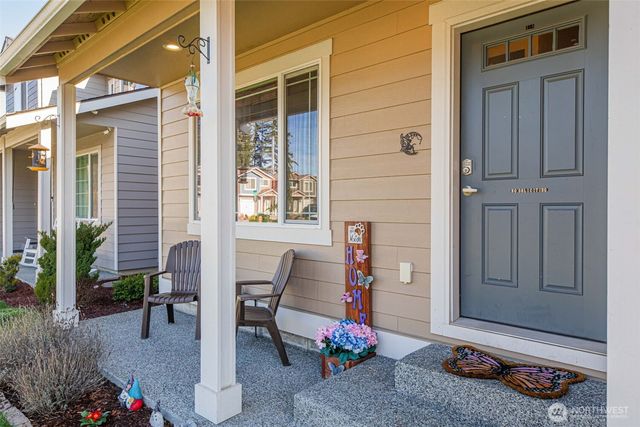 419 Raybird Avenue, Granite Falls, WA 98252
