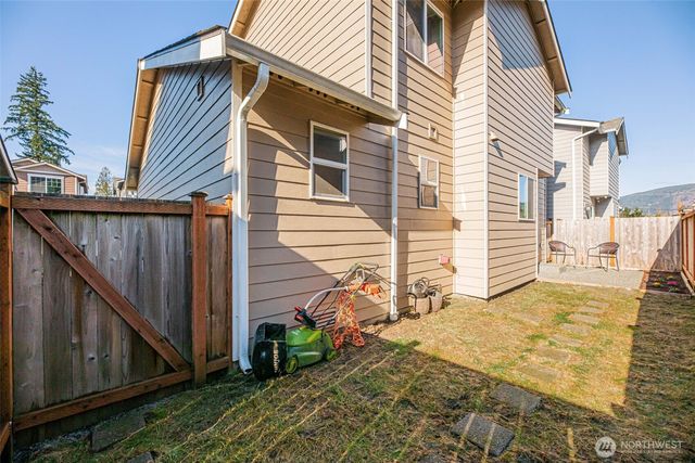 419 Raybird Avenue, Granite Falls, WA 98252