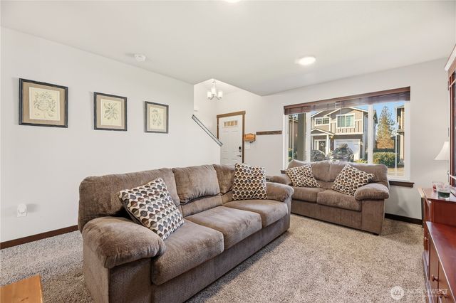 419 Raybird Avenue, Granite Falls, WA 98252
