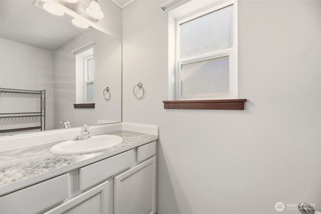 419 Raybird Avenue, Granite Falls, WA 98252