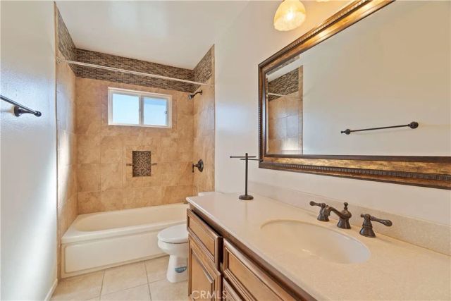 777 W Casmalia Street, Rialto, CA 92377