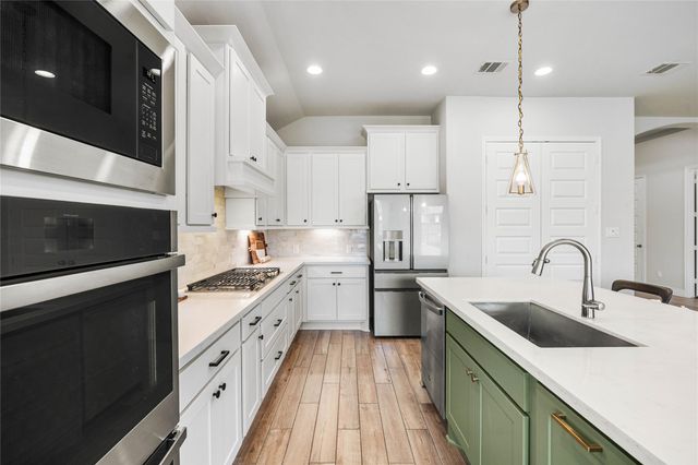 4517 Woodland Bend Court, Spring, TX 77386