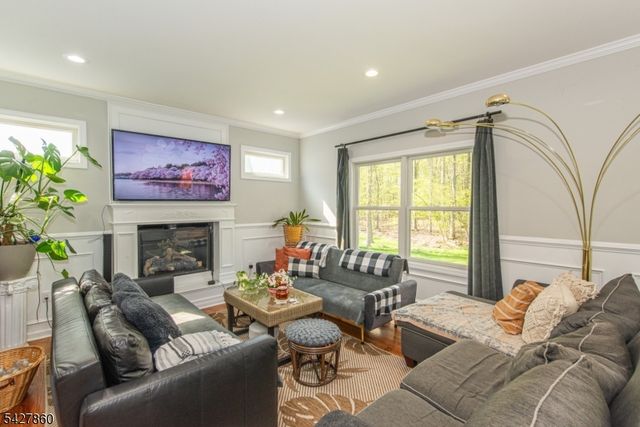 15 Norman Ave, Parsippany-troy Hills Twp., NJ 07034