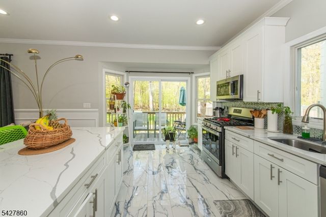 15 Norman Ave, Parsippany-troy Hills Twp., NJ 07034