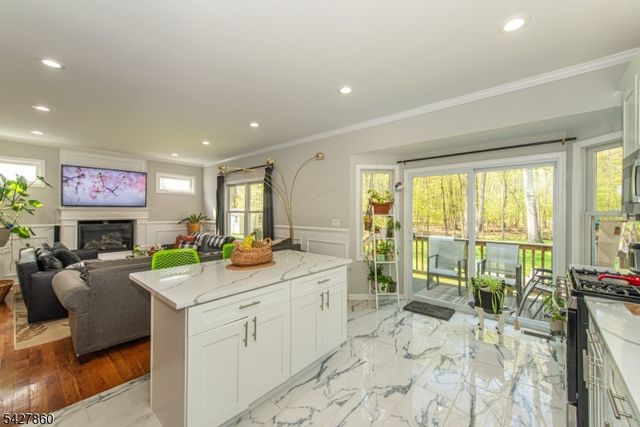15 Norman Ave, Parsippany-troy Hills Twp., NJ 07034
