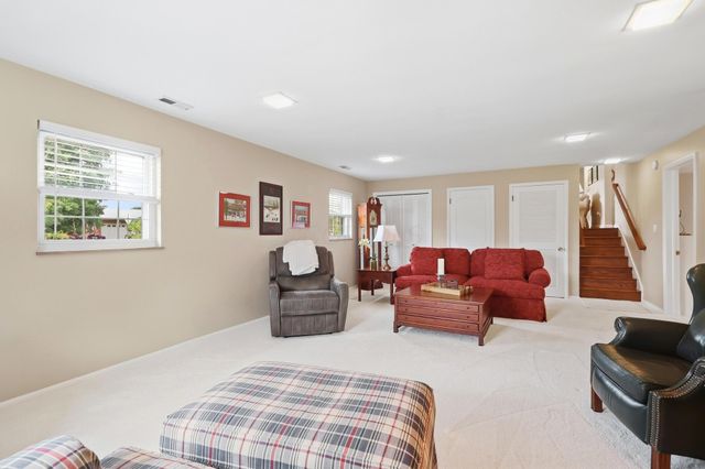 2874 Ashlar Drive, Springfield, OH 45503