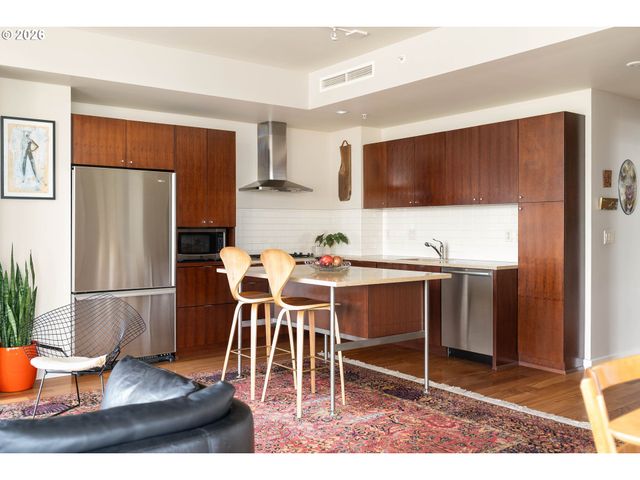 3570 S RIVER Pkwy 1303, Portland, OR 97239