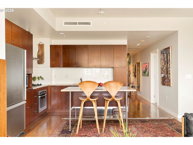 3570 S RIVER Pkwy 1303, Portland, OR 97239