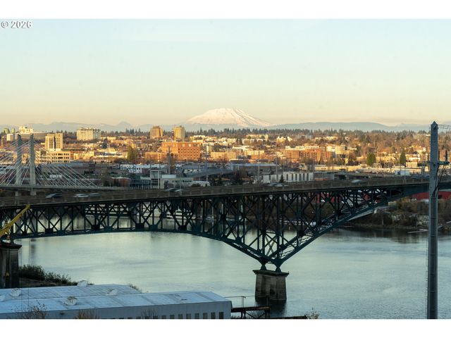 3570 S RIVER Pkwy 1303, Portland, OR 97239