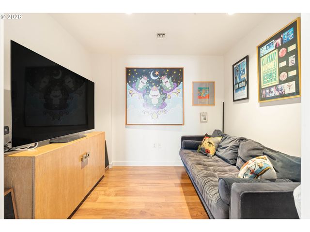 3570 S RIVER Pkwy 1303, Portland, OR 97239