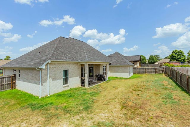 5607 HUMMINGBIRD Lane, Jacksonville, AR 72076