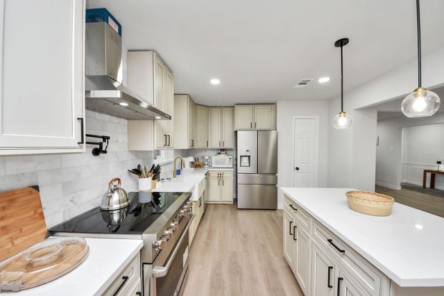 10003 Briarwild Lane, Houston, TX 77080