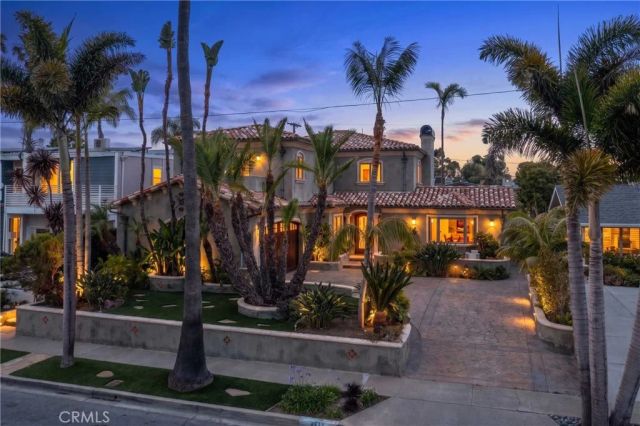 1445 Catalina, Seal Beach, CA 90740