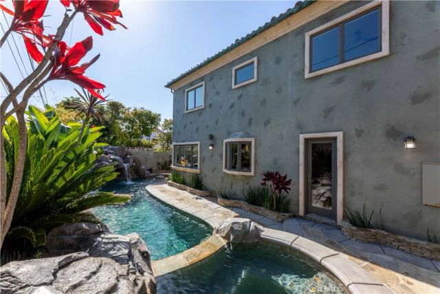 1445 Catalina, Seal Beach, CA 90740