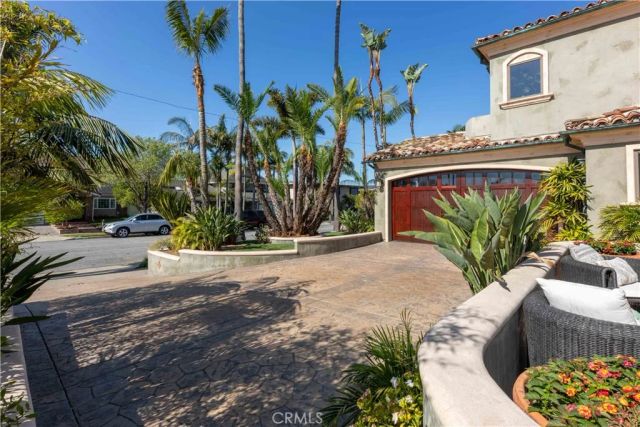 1445 Catalina, Seal Beach, CA 90740