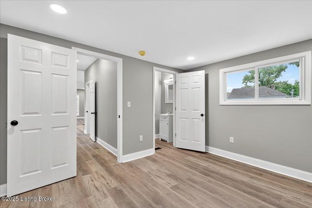 3121 W Magnolia Ave, Louisville, KY 40211