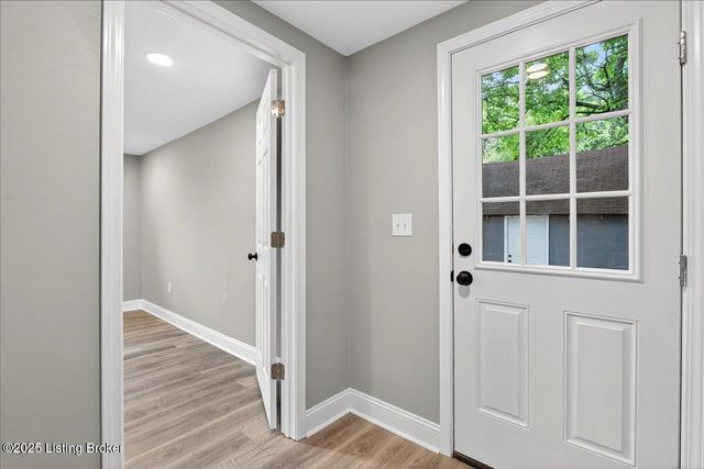 3121 W Magnolia Ave, Louisville, KY 40211