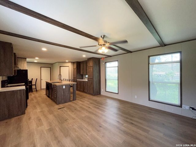 4426 SOUTHERN TRL, Von Ormy, TX 78073