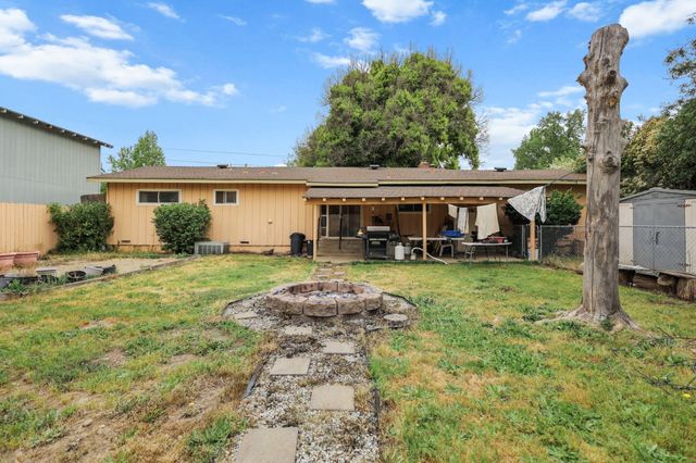 3414 Bardick Road, Anderson, CA 96007