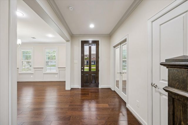 1717 Creek Drive, Houston, TX 77055
