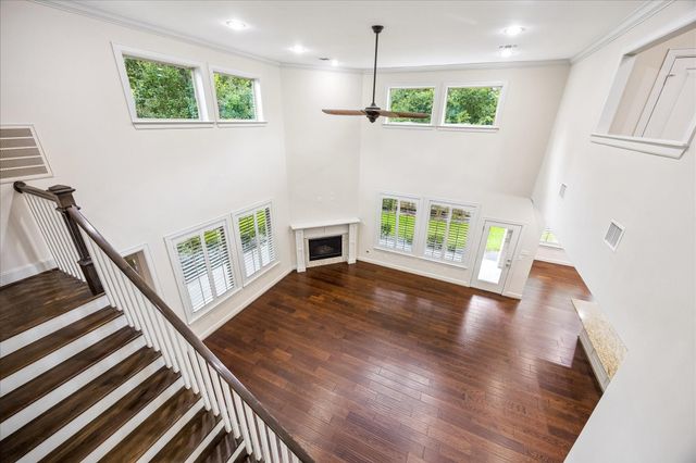 1717 Creek Drive, Houston, TX 77055