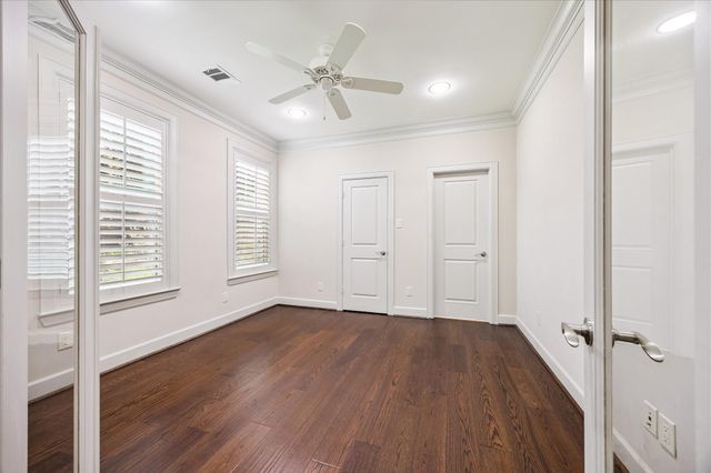 1717 Creek Drive, Houston, TX 77055