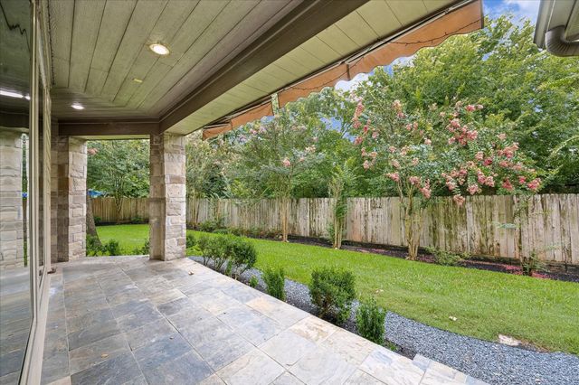 1717 Creek Drive, Houston, TX 77055