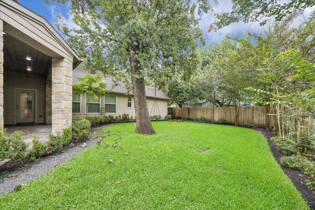 1717 Creek Drive, Houston, TX 77055
