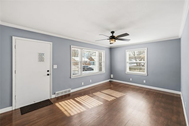 4120 10th Street, Des Moines, IA 50313