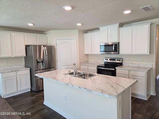 3158 COLD LEAF Way, Green Cove Springs, FL 32043