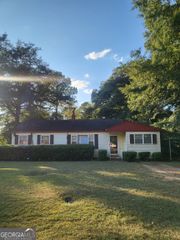2026 Melrose Drive, Albany, GA 31707