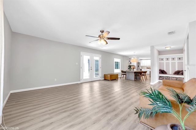 3304 MORAN ROAD, Tampa, FL 33618