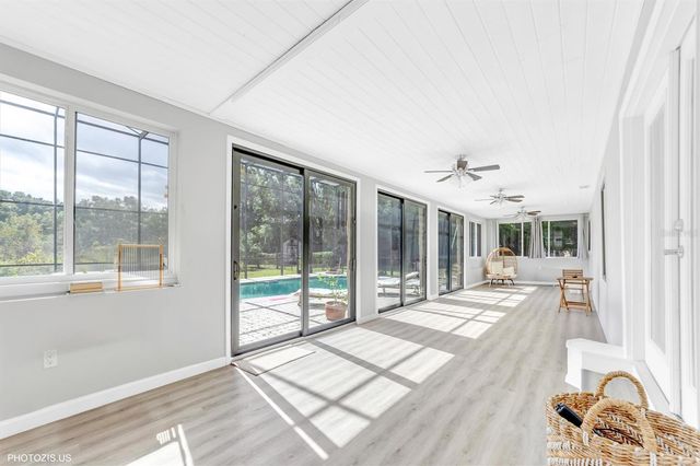 3304 MORAN ROAD, Tampa, FL 33618