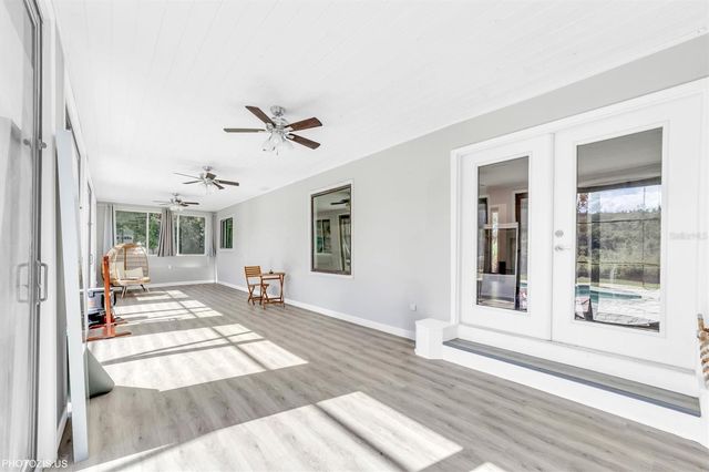 3304 MORAN ROAD, Tampa, FL 33618