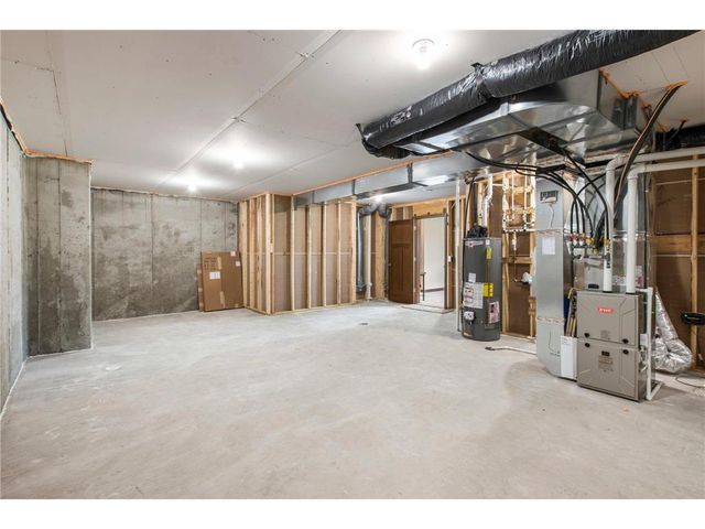 2870 Victoria Street N, Roseville, MN 55113