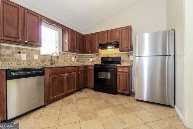 523 White Pines Drive, Dallas, GA 30157