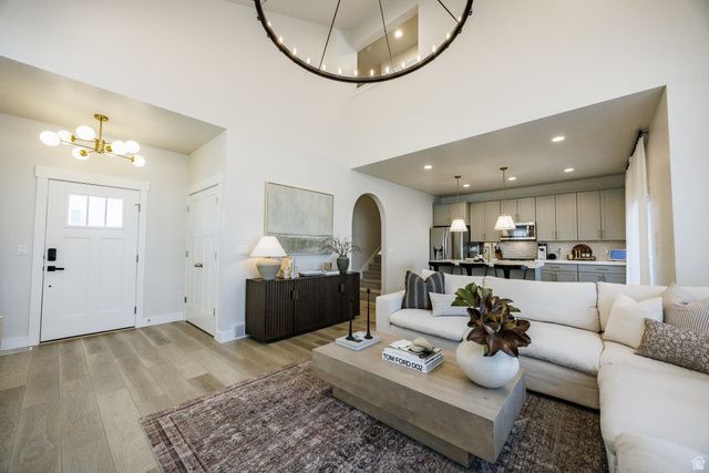 9817 N AARON AVE, Eagle Mountain, UT 84005