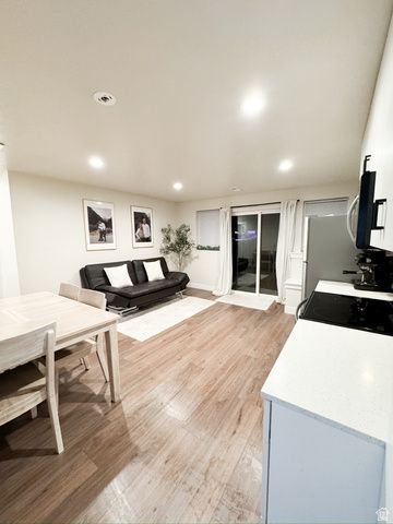 9817 N AARON AVE, Eagle Mountain, UT 84005