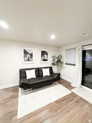 9817 N AARON AVE, Eagle Mountain, UT 84005