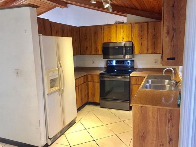 414 NW 47th Terrace, Deerfield Beach, FL 33442