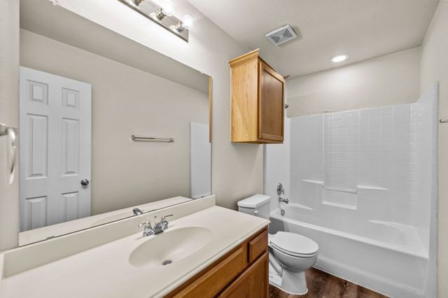 2032 Sunny Side Drive, Little Elm, TX 75068