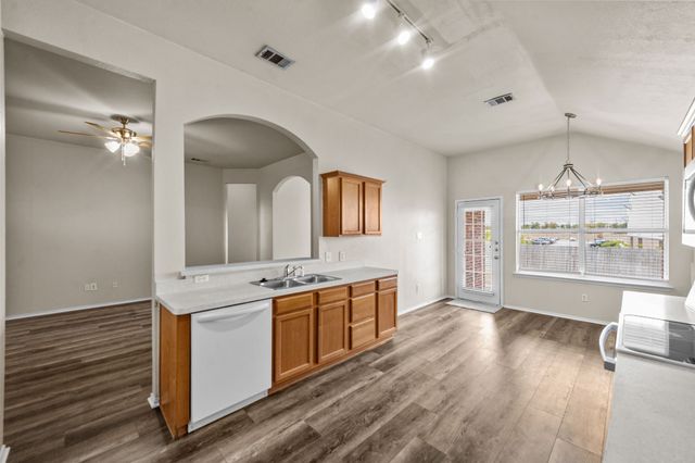 2032 Sunny Side Drive, Little Elm, TX 75068