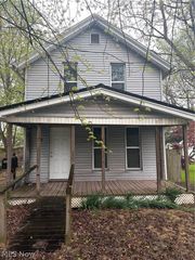 587 Main Street, Conneaut, OH 44030