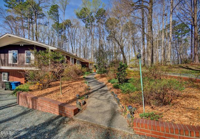 5111 Tudor Place, Durham, NC 27713