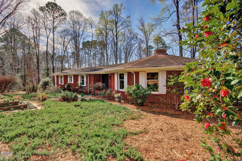 5111 Tudor Place, Durham, NC 27713