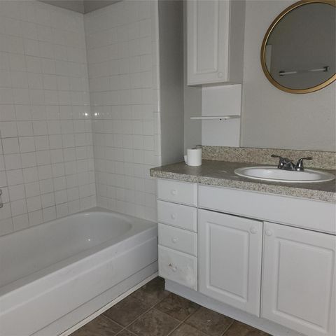 6938 Foxbrook Drive, Humble, TX 77338